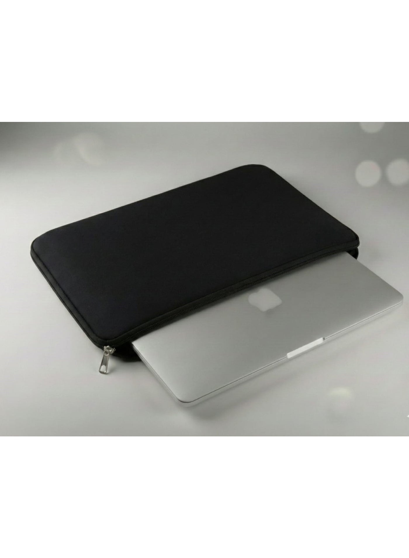 فوياج Voya 15 Waterproof Laptop Sleeve